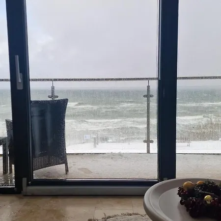 Marzanna W Willi Na Klifie