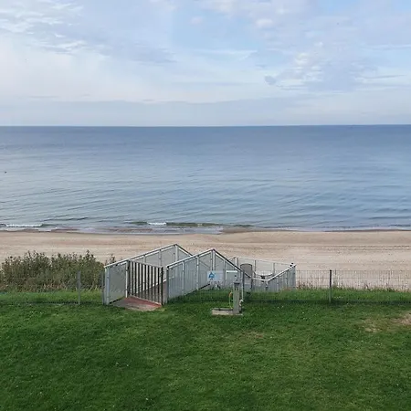 Marzanna W Willi Na Klifie Apartment Rewal