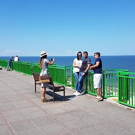 Marzanna W Willi Na Klifie レバル